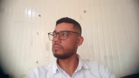 Snapshot of juanfe_style chatting on October 8, 2025, 3:53 pm juanfe_style online show from October 8, 2025, 3:53 pm