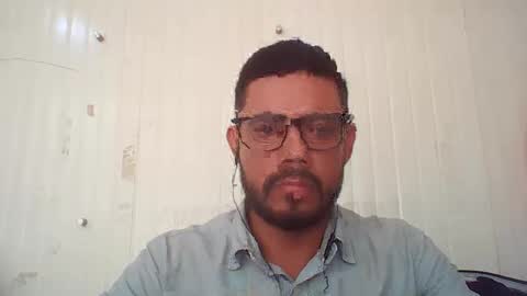 Snapshot of juanfe_style chatting on October 22, 2025, 4:18 pm juanfe_style online show from October 22, 2025, 4:18 pm