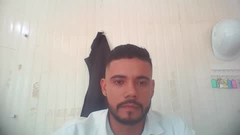 juanfe_style online show from April 30, 2026, 3:29 pm