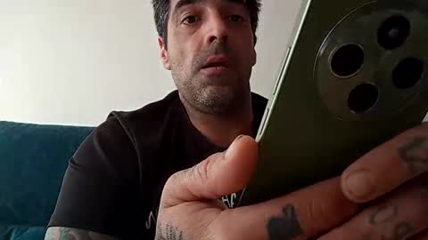 Snapshot of juanjosefran11 chatting on April 12, 2026, 5:18 pm juanjosefran11 online show from April 12, 2026, 5:18 pm