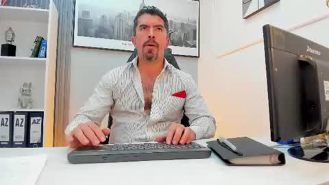 Juan k online show from July 27, 2026, 4:30 am