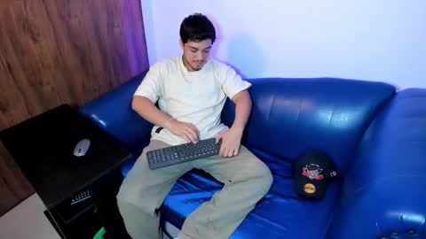 Snapshot of juanmechanic chatting on November 12, 2025, 3:12 pm JUAN online show from November 12, 2025, 3:12 pm