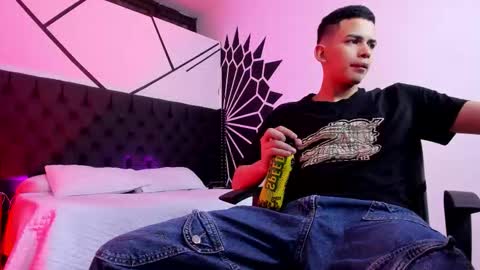 Snapshot of juansixx_ chatting on October 20, 2025, 4:02 am Juan online show from October 20, 2025, 4:02 am