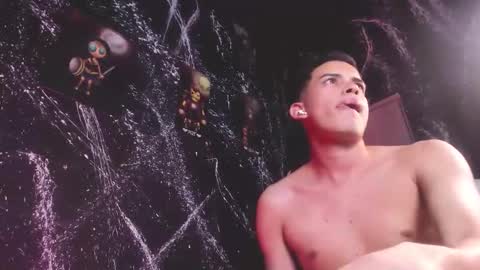 Snapshot of juansixx_ chatting on November 5, 2025, 11:05 pm Juan online show from November 5, 2025, 11:05 pm