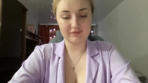 JudeValenti online show from February 11, 2025, 5:07 pm