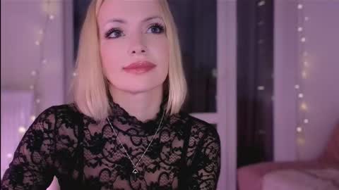 Snapshot of jugoddess chatting on February 27, 2026, 7:03 pm Goddess Julia online show from February 27, 2026, 7:03 pm