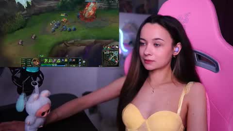 Angelina online show from March 25, 2026, 2:34 pm