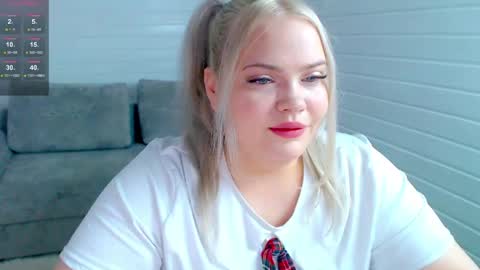 Snapshot of juicy_diana chatting on May 1, 2026, 4:17 am Diana For friends simple Di online show from May 1, 2026, 4:17 am
