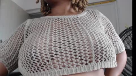 Snapshot of juicy_gold22 chatting on May 25, 2026, 2:34 pm Mariagold online show from May 25, 2026, 2:34 pm