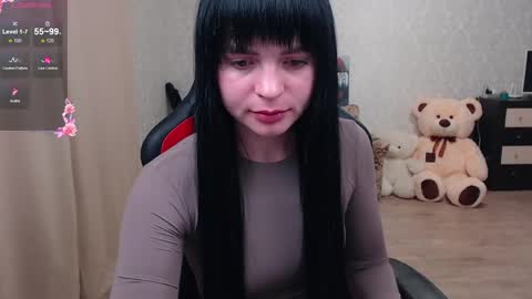 juicy_jesss online show from May 12, 2026, 7:33 pm