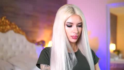 Snapshot of juicy_jessye chatting on March 2, 2025, 7:45 pm Jessye online show from March 2, 2025, 7:45 pm