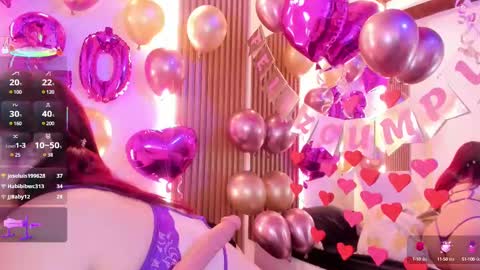 Juicy online show from March 12, 2025, 2:23 pm