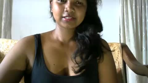 stellah online show from October 2, 2025, 10:44 am