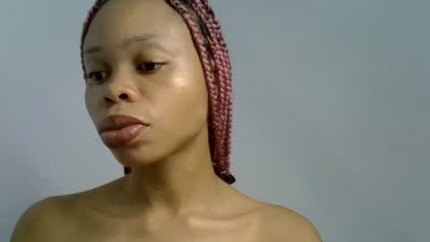 Snapshot of juicy_slut0 chatting on June 26, 2026, 6:56 pm Champaign online show from June 26, 2026, 6:56 pm
