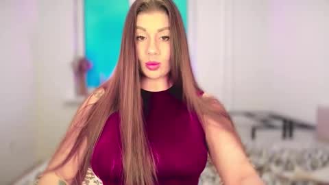 Elena online show from December 2, 2025, 1:05 pm