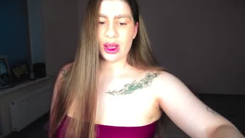 Elena online show from April 16, 2026, 5:36 pm