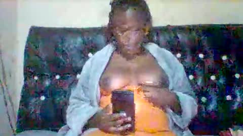 juicyicequeen online show from March 25, 2026, 3:01 am