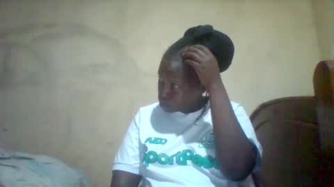Snapshot of juicyicequeen chatting on June 7, 2026, 2:43 pm juicyicequeen online show from June 7, 2026, 2:43 pm