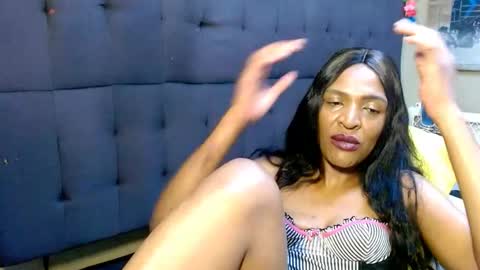 Miss Kay online show from November 15, 2025, 5:42 pm