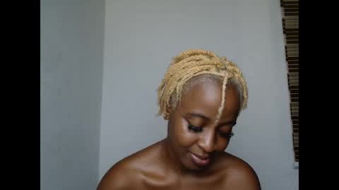 Snapshot of juicykinkx chatting on November 25, 2025, 1:38 am juicykinkx online show from November 25, 2025, 1:38 am