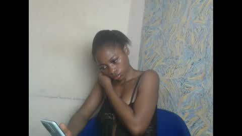 juicypiexx online show from February 18, 2025, 7:52 pm