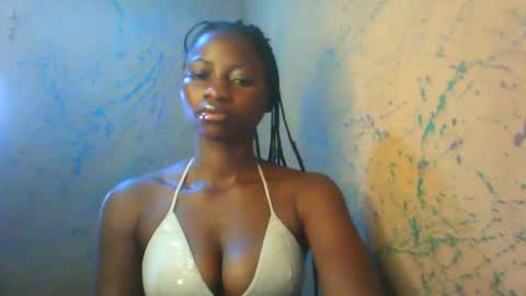 juicypiexx online show from September 18, 2025, 3:58 pm