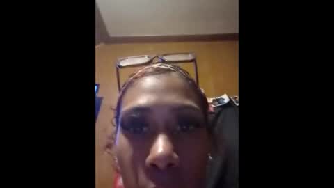 Snapshot of juicyslutx chatting on December 13, 2025, 8:36 pm juicyslutx online show from December 13, 2025, 8:36 pm