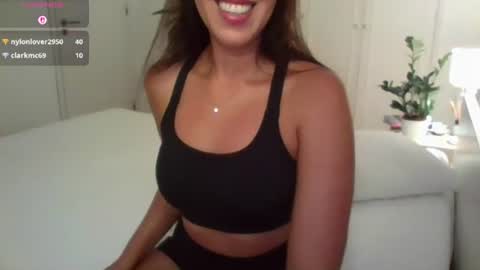 Snapshot of jujubaeu chatting on June 17, 2026, 8:10 pm Juju online show from June 17, 2026, 8:10 pm