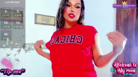 Jujubee online show from September 18, 2025, 3:14 pm