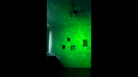 Snapshot of jukeb0x77 chatting on March 23, 2026, 1:53 am Juk3B0x77 online show from March 23, 2026, 1:53 am