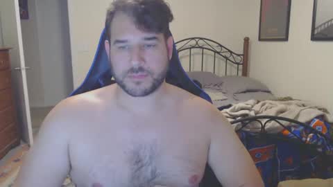 jules25 online show from December 19, 2024, 7:51 am