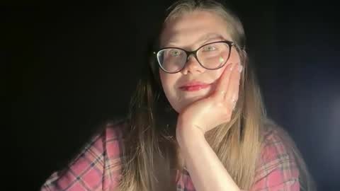 Snapshot of jules_ma chatting on May 24, 2026, 7:52 pm Jules online show from May 24, 2026, 7:52 pm