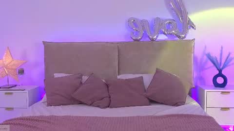 Snapshot of jules_nightt chatting on July 15, 2026, 9:20 pm Jules Nightt online show from July 15, 2026, 9:20 pm