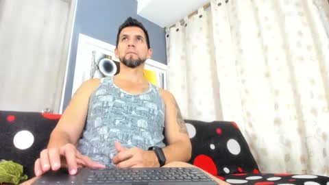 Snapshot of juleslake2 chatting on June 3, 2026, 1:25 pm juleslake2 online show from June 3, 2026, 1:25 pm