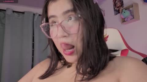 Juliana online show from December 5, 2025, 4:32 am