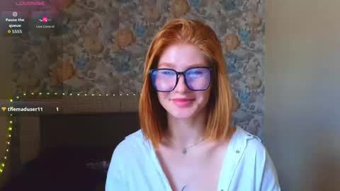 Snapshot of juli_ginger chatting on July 12, 2026, 9:55 am Julia online show from July 12, 2026, 9:55 am