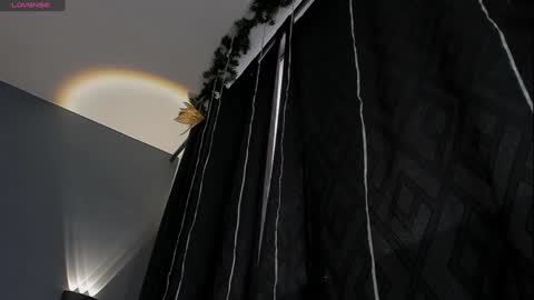 Snapshot of juli_hairy chatting on February 4, 2025, 3:15 pm Juli Modelo Independiente online show from February 4, 2025, 3:15 pm