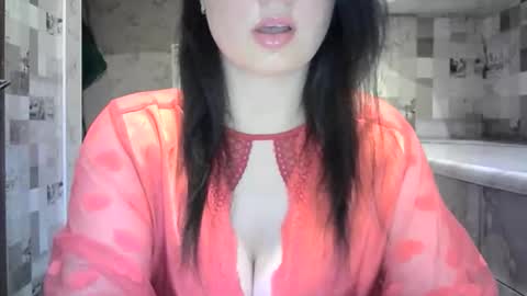 julia69009 online show from June 5, 2026, 8:47 pm