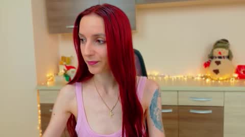 JuliaJae online show from December 21, 2025, 6:42 am