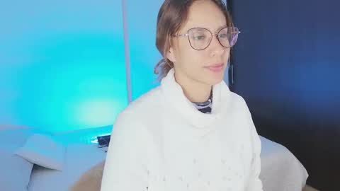 Snapshot of julia_roberts420 chatting on September 16, 2025, 2:34 am Julia Schedule 10 pm to 4 am GTM-5 online show from September 16, 2025, 2:34 am