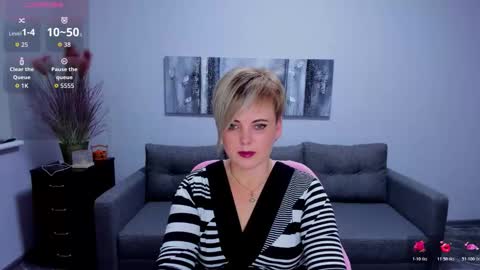 Snapshot of julia_wilsons chatting on December 1, 2025, 1:05 pm Julia online show from December 1, 2025, 1:05 pm