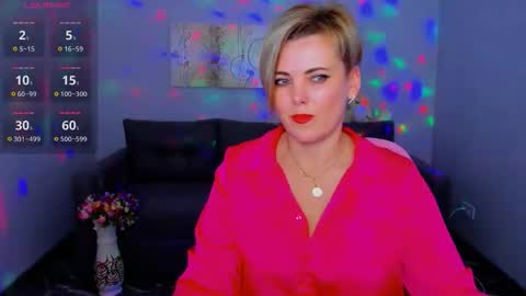 Snapshot of julia_wilsons chatting on December 5, 2025, 12:58 pm Julia online show from December 5, 2025, 12:58 pm