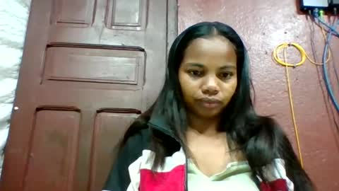 Snapshot of juliah02 chatting on June 24, 2026, 5:28 am juliah02 online show from June 24, 2026, 5:28 am