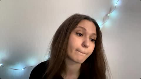 Julia online show from April 3, 2026, 10:02 am