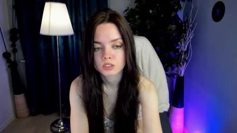 Snapshot of juliamoss chatting on February 5, 2026, 4:06 am juliamoss online show from February 5, 2026, 4:06 am