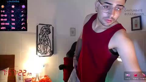 Snapshot of julian1225_ chatting on September 17, 2025, 12:56 am Julian online show from September 17, 2025, 12:56 am