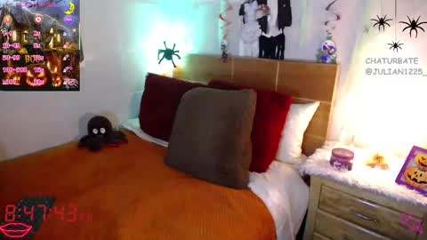 Snapshot of julian1225_ chatting on October 24, 2025, 1:46 am Julian online show from October 24, 2025, 1:46 am