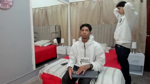 Snapshot of julian_billy chatting on February 4, 2025, 11:38 am julian billy online show from February 4, 2025, 11:38 am