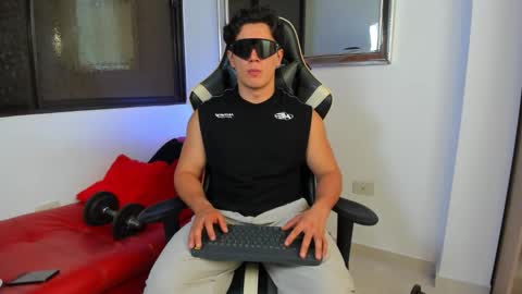 julian_wallace online show from March 6, 2026, 5:20 pm