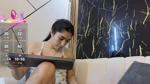 Snapshot of juliana11_pm chatting on April 21, 2026, 3:24 am JULIANA AND CHRIS online show from April 21, 2026, 3:24 am